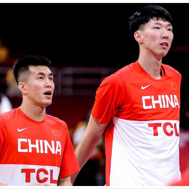 爱游戏中国-意大利杯今晨走向成谜；山东男篮篮板制胜；目标明确；资深球员宣示担当