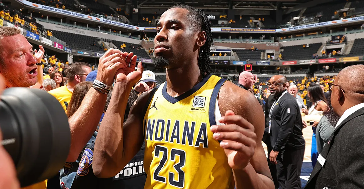 爱游戏官方网站-印第安纳步行者迎NBA季后赛关键赛；今夜刷新队史纪录；话题不断；控场能力受关注的简单介绍