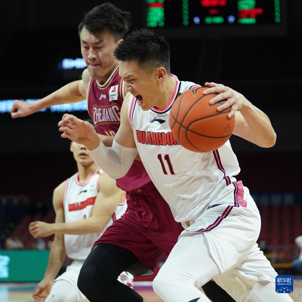 爱游戏平台-集结日NBA季后赛传出新动向；浙江稠州更衣室发声；管理层表态：气氛紧张；球探报告显示潜力的简单介绍